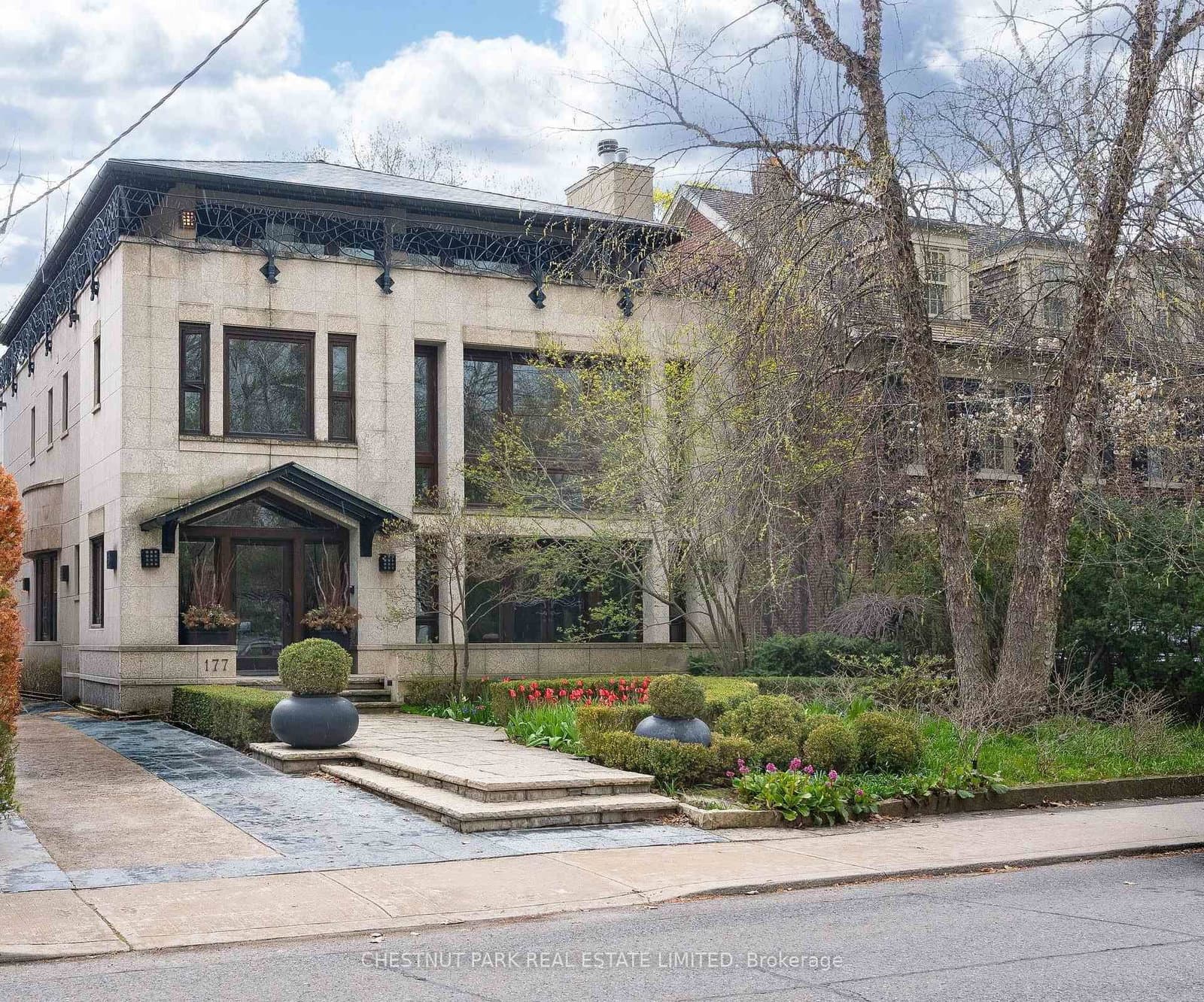 177 Roxborough Drive, Toronto, ON