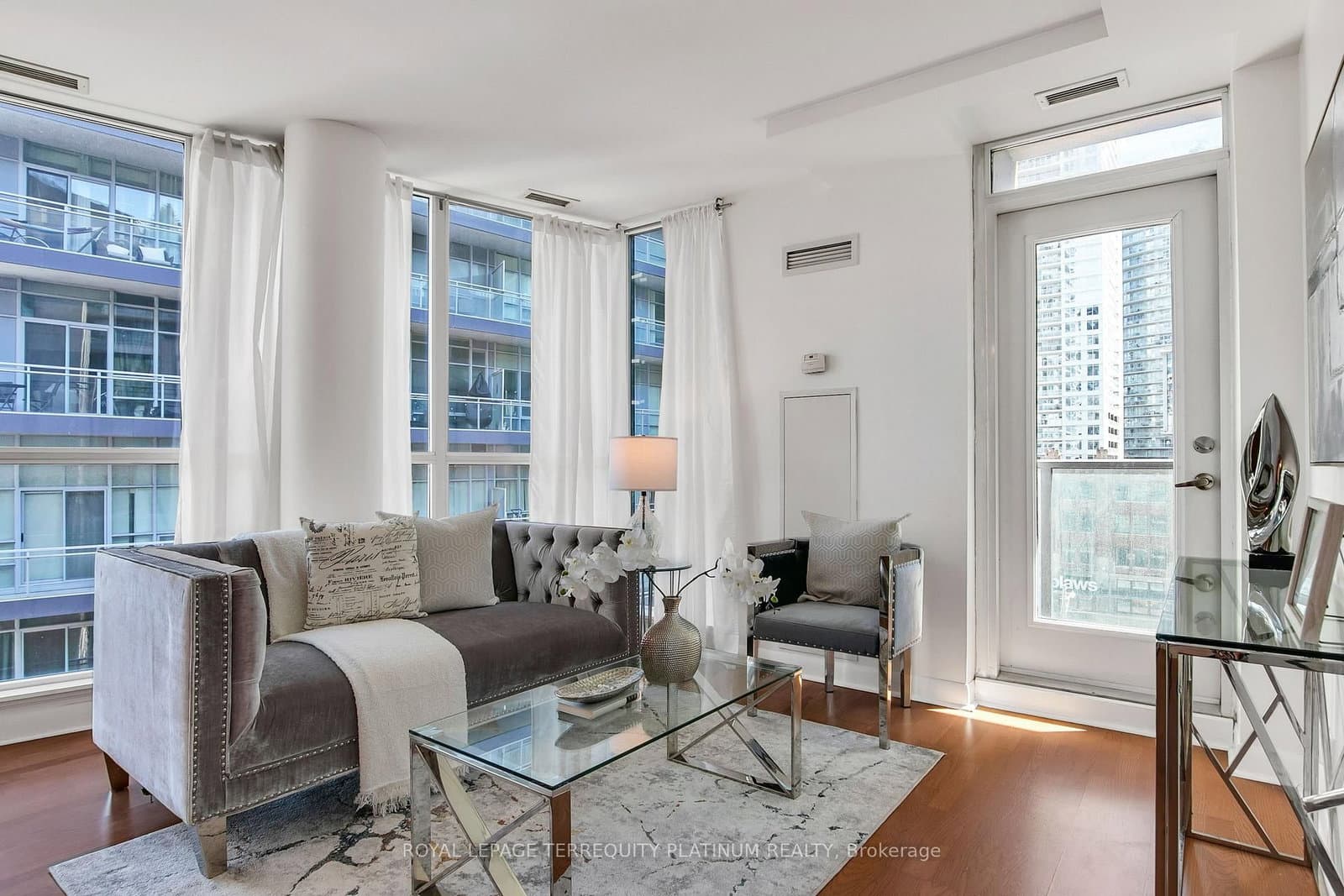 727 - 600 Fleet Street, Toronto, ON