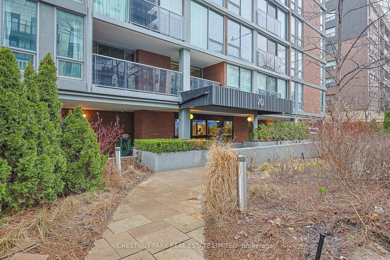 PH2 - 70 Montclair Avenue, Toronto, ON