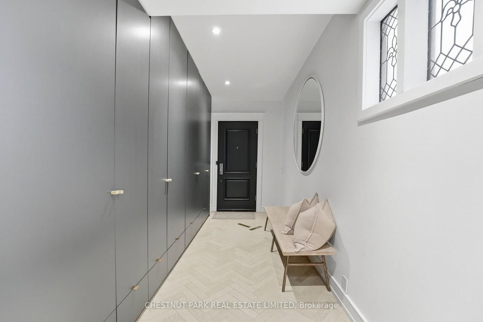 154 Cottingham Street, Toronto, ON — photo 2