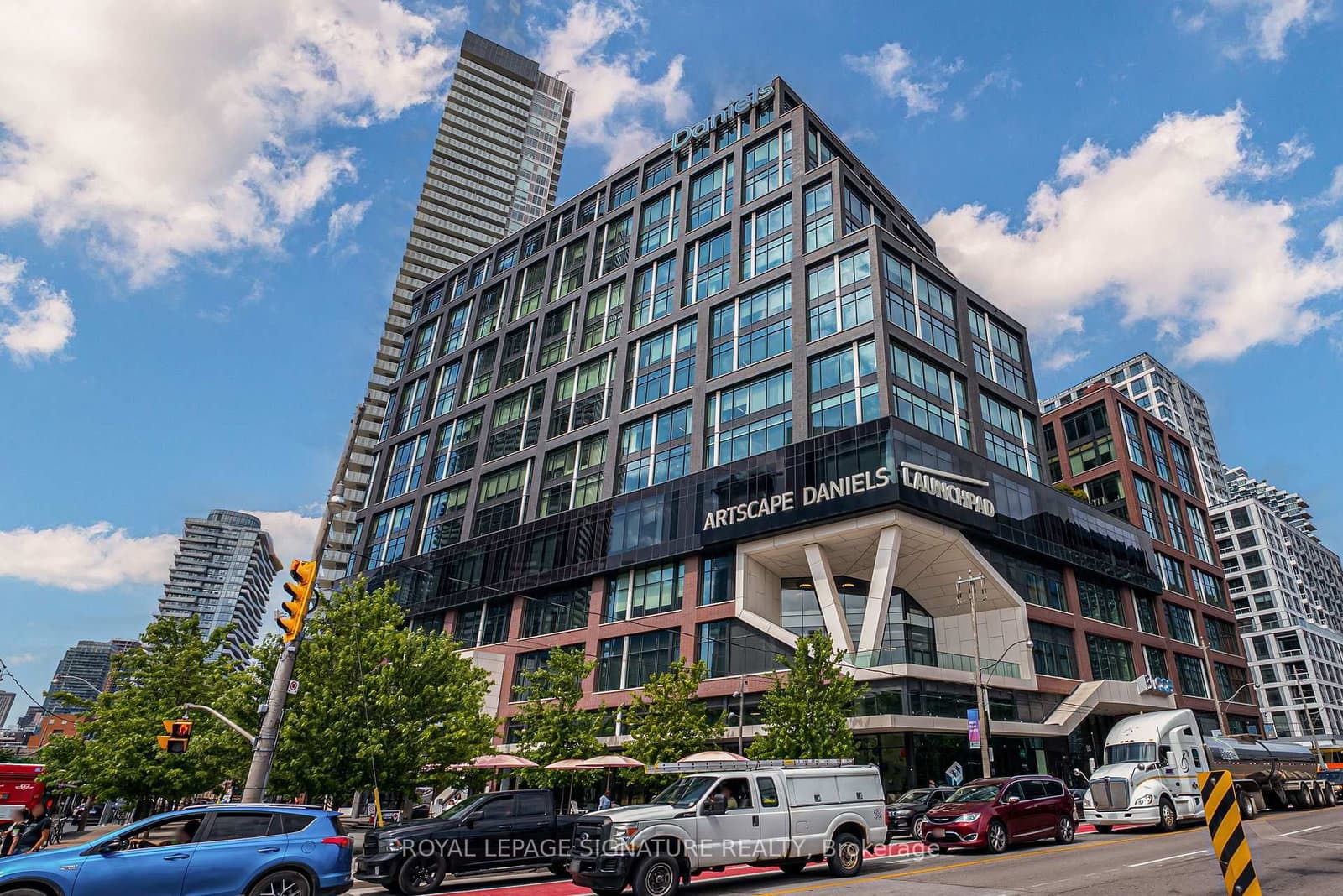 701-703 - 130 Queens Quay, Toronto, ON — photo 2