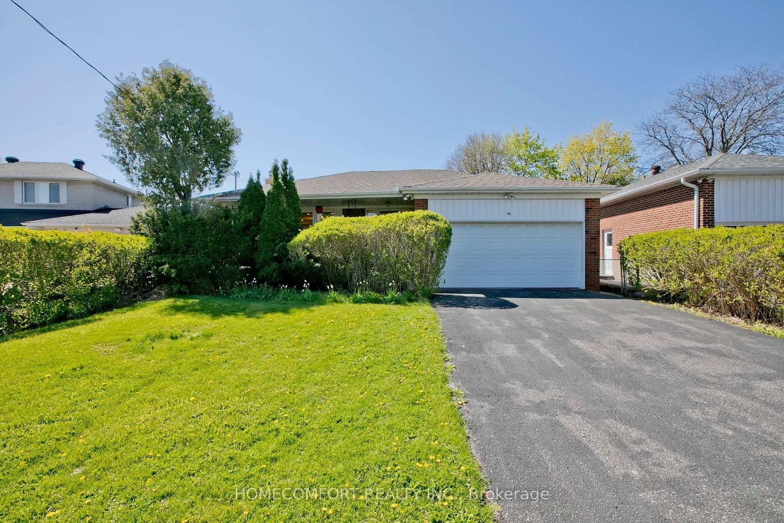 19 Oldborough Circle, Toronto, ON