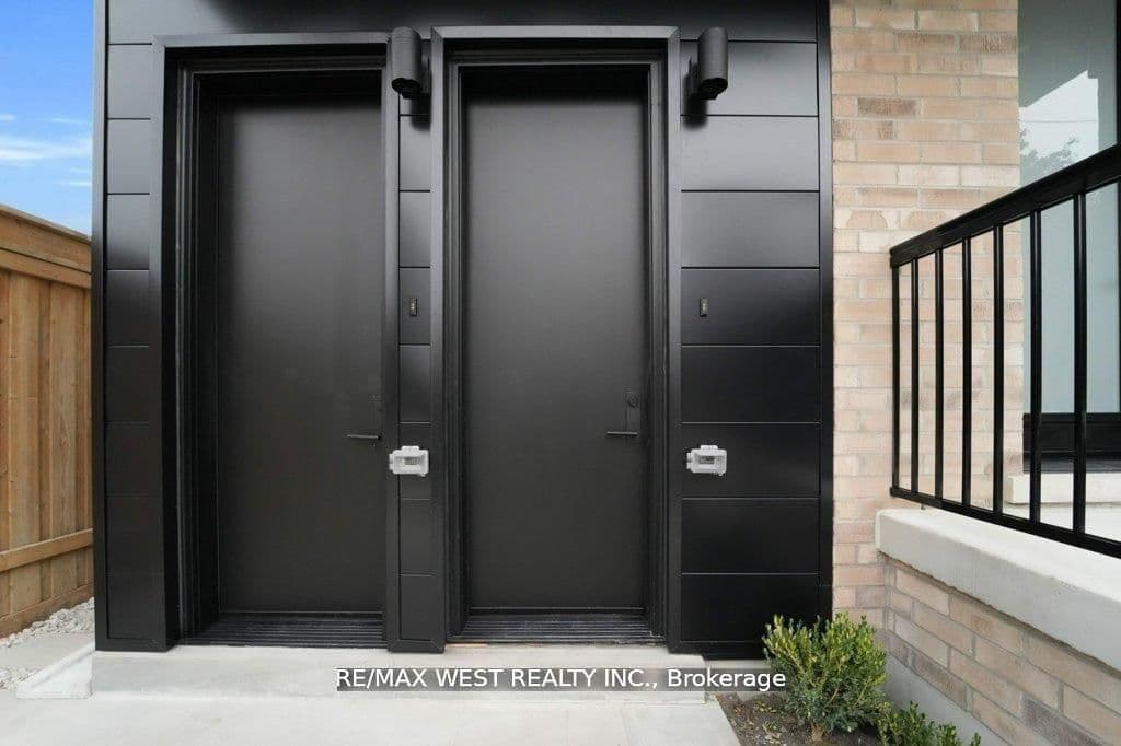 661 Winona Drive, Toronto, ON — photo 2