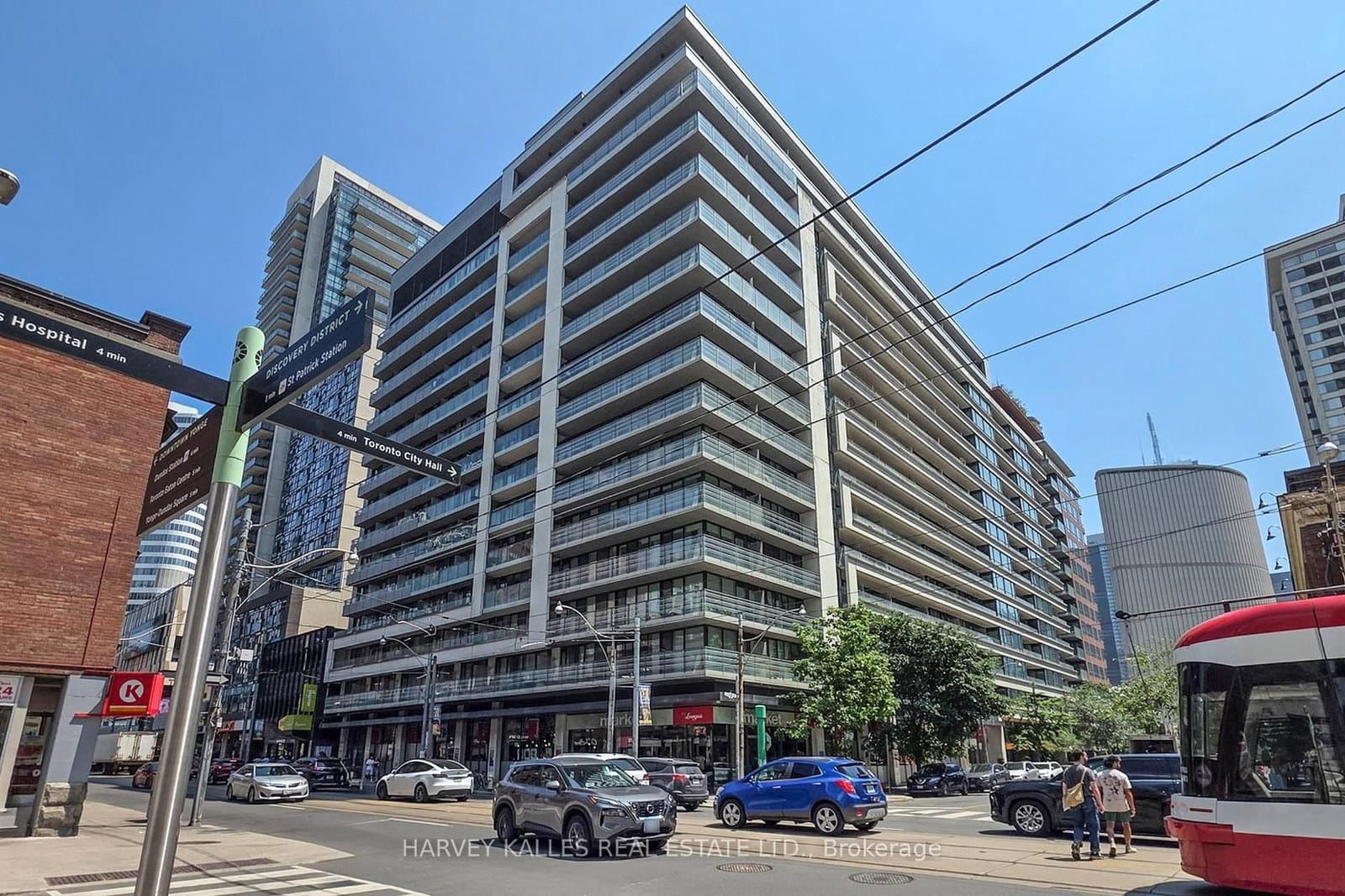 717 - 111 Elizabeth Street, Toronto, ON