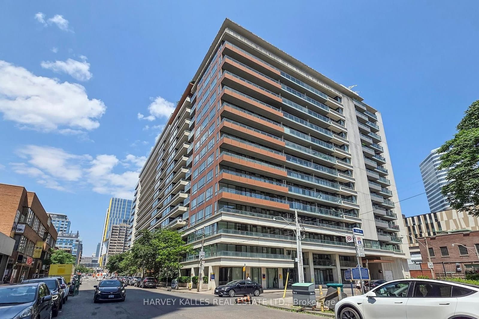 717 - 111 Elizabeth Street, Toronto, ON — photo 2