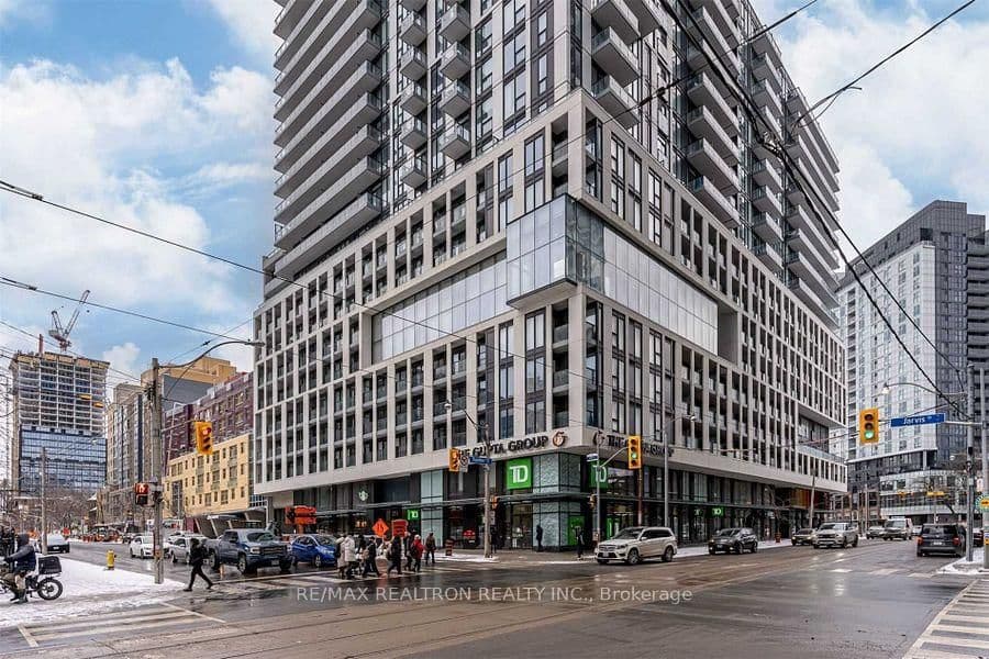 4908 - 251 Jarvis Street, Toronto, ON