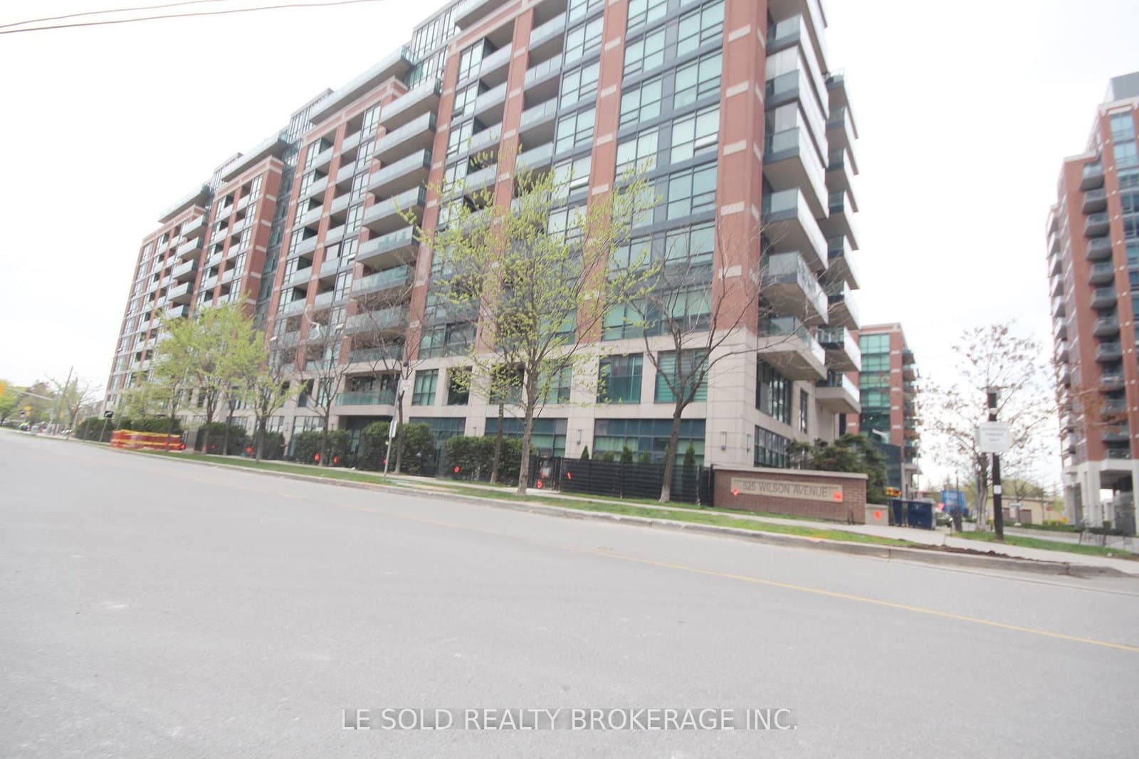 545 - 525 Wilson Avenue, Toronto, ON — photo 2