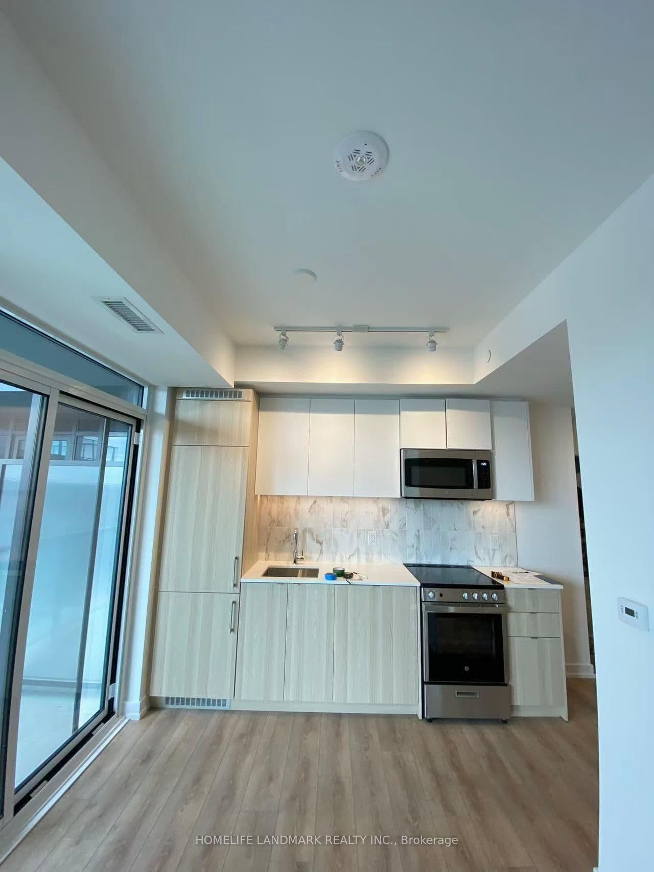 618 - 500 Dupont Street, Toronto, ON — photo 3