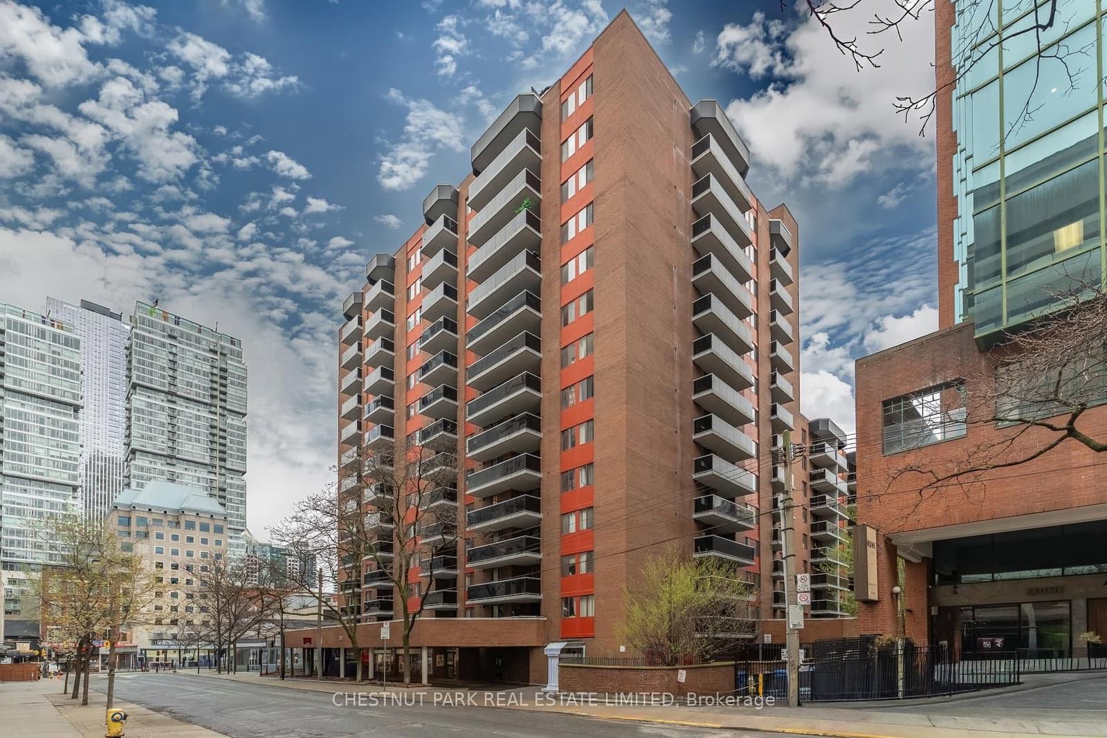 715 - 20 Saint Patrick Street, Toronto, ON