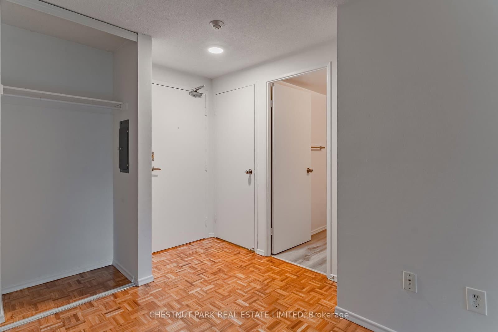 715 - 20 Saint Patrick Street, Toronto, ON — photo 2