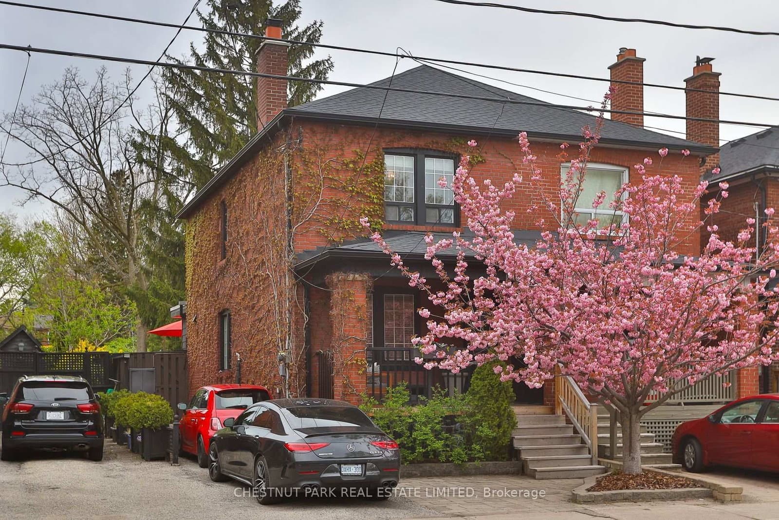 452 Davisville Avenue, Toronto, ON