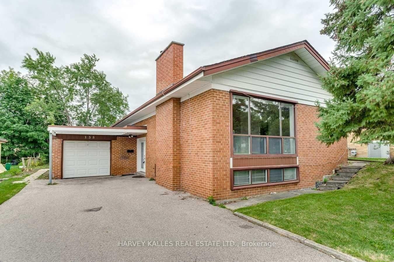 135 Combe Avenue, Toronto, ON