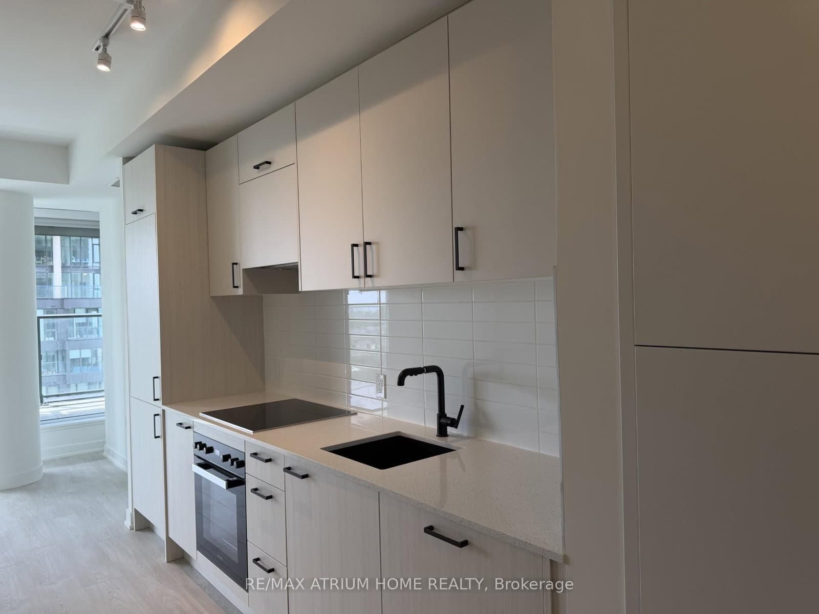 2701 - 5 Quarrington Lane, Toronto, ON