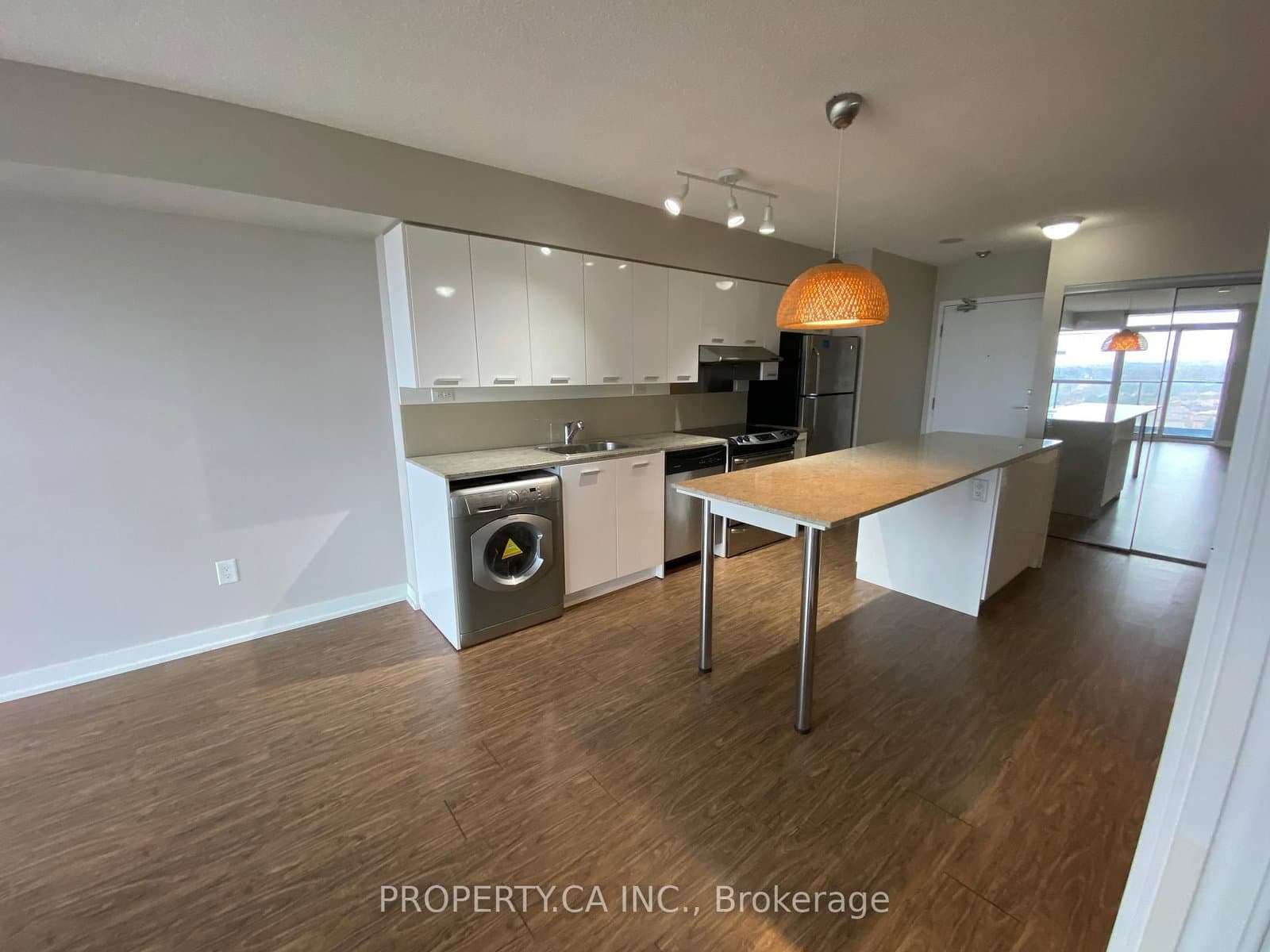1608 - 29 Singer Court, Toronto, ON — photo 2
