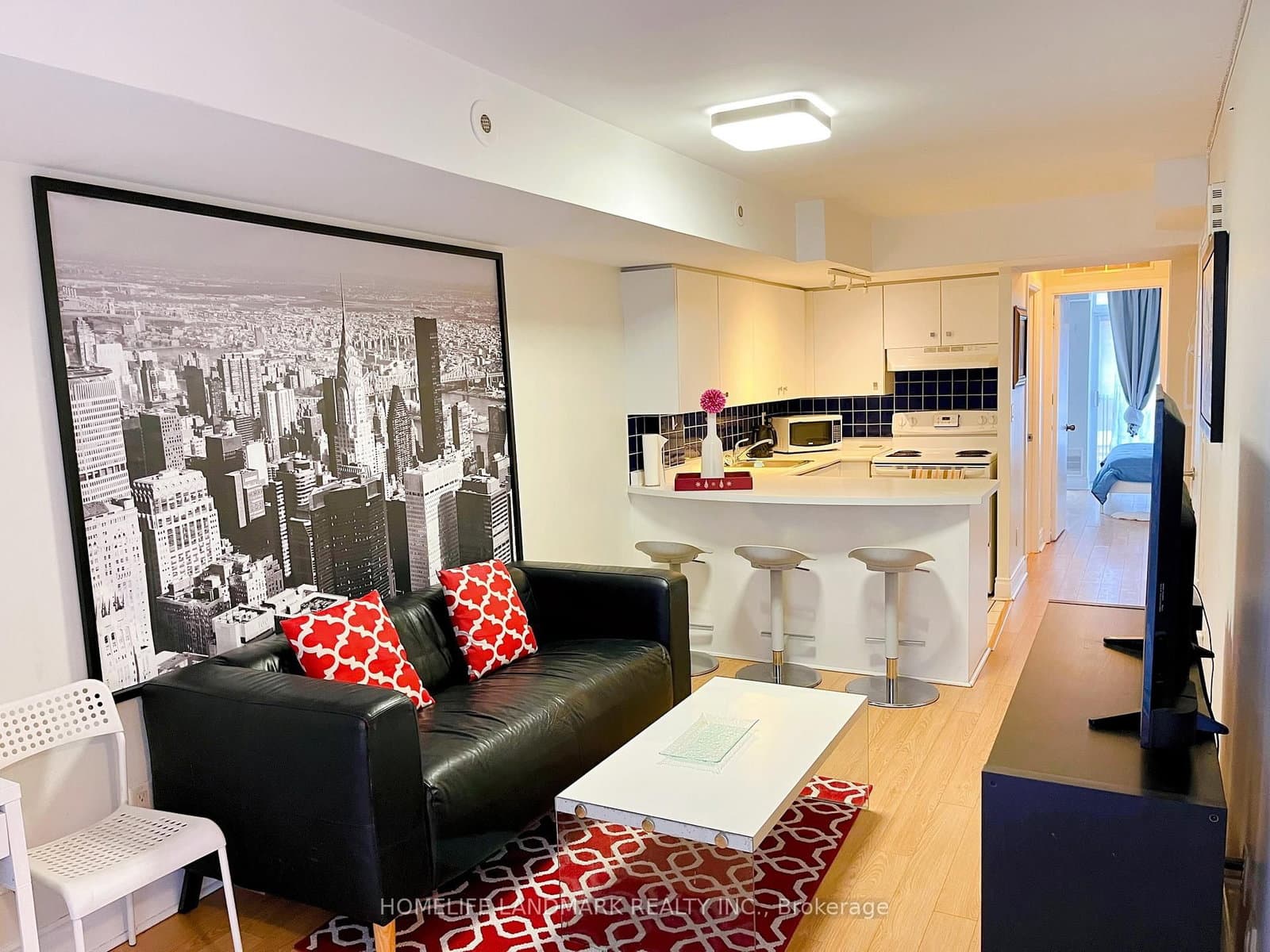 (One Bedroom)201 - 415 Jarvis Street, Toronto, ON — photo 2