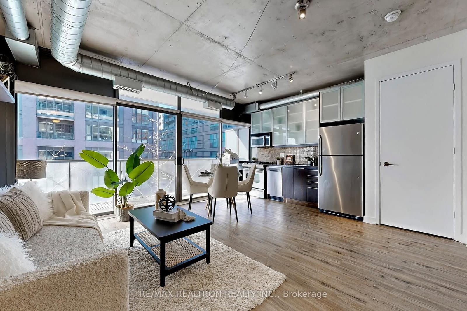 408 - 533 Richmond Street, Toronto, ON
