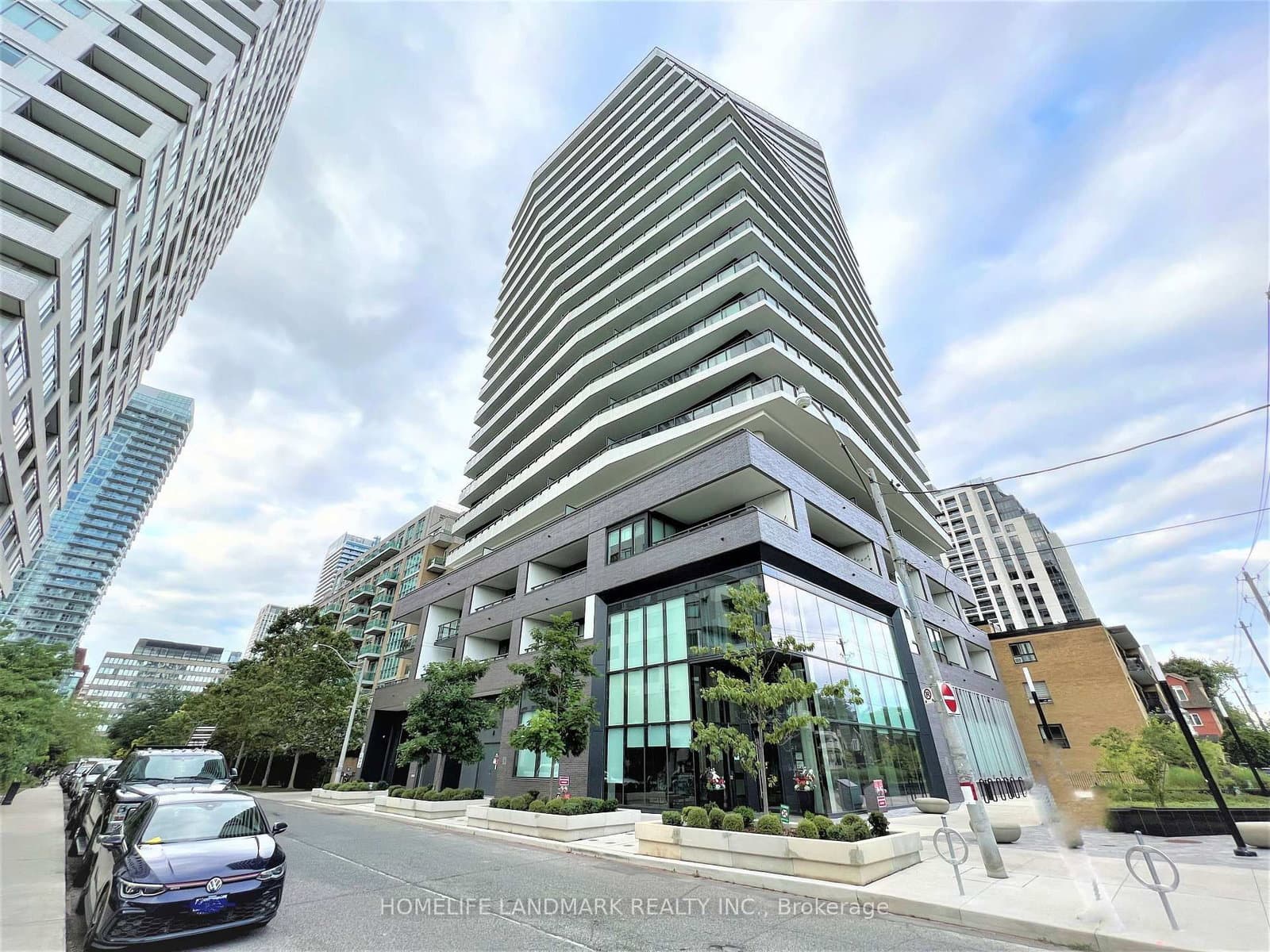 1105 - 11 Lillian Street, Toronto, ON