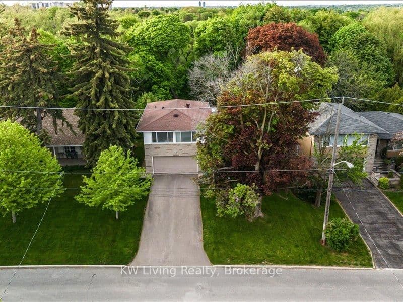 52 Hawksbury Drive, Toronto, ON — photo 2