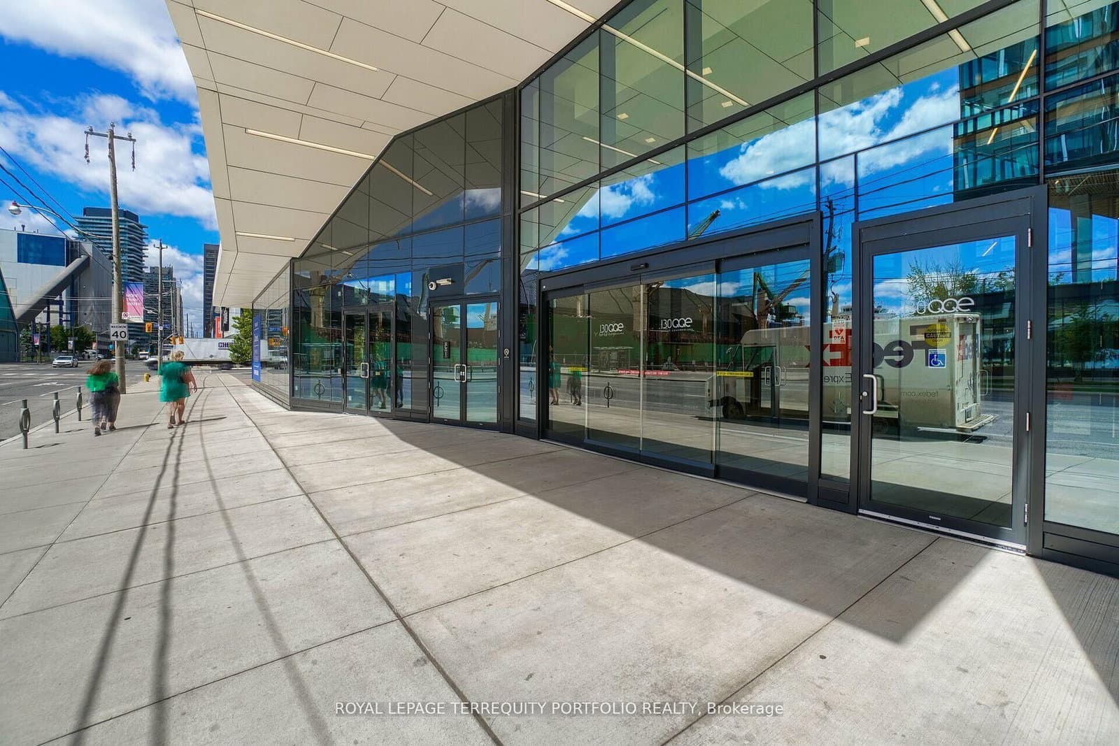 1220 - 130 Queens Quay, Toronto, ON — photo 3