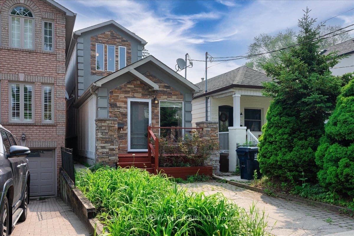 169 King Edward Avenue, Toronto, ON