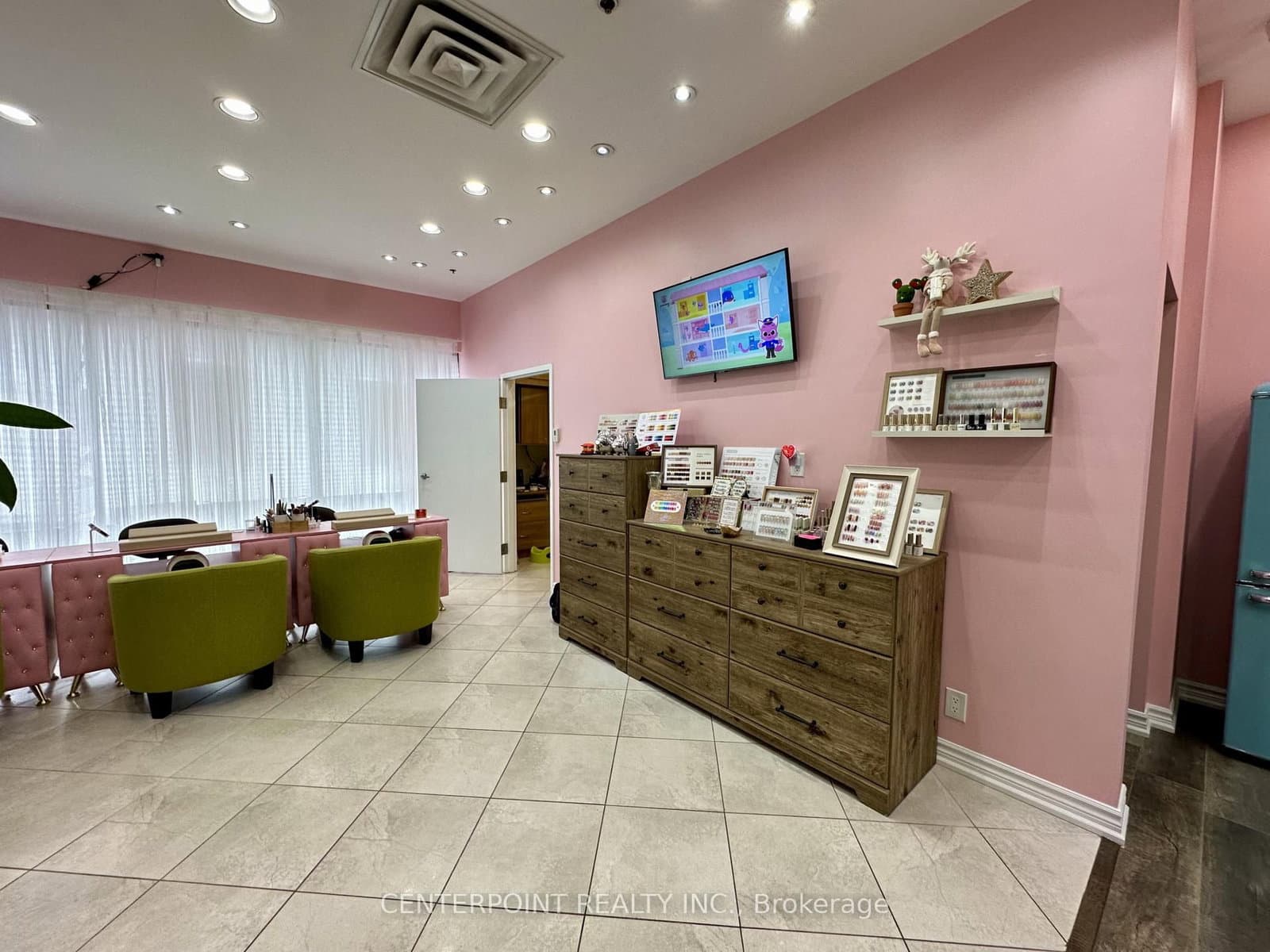 16 - 19 Milliken Boulevard, Toronto, ON — photo 2