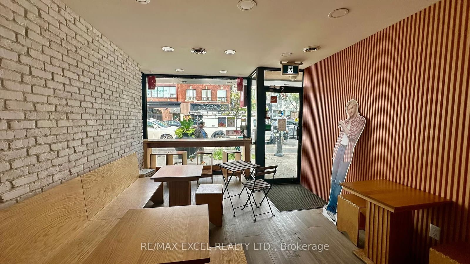 451 Danforth Avenue, Toronto, ON — photo 3
