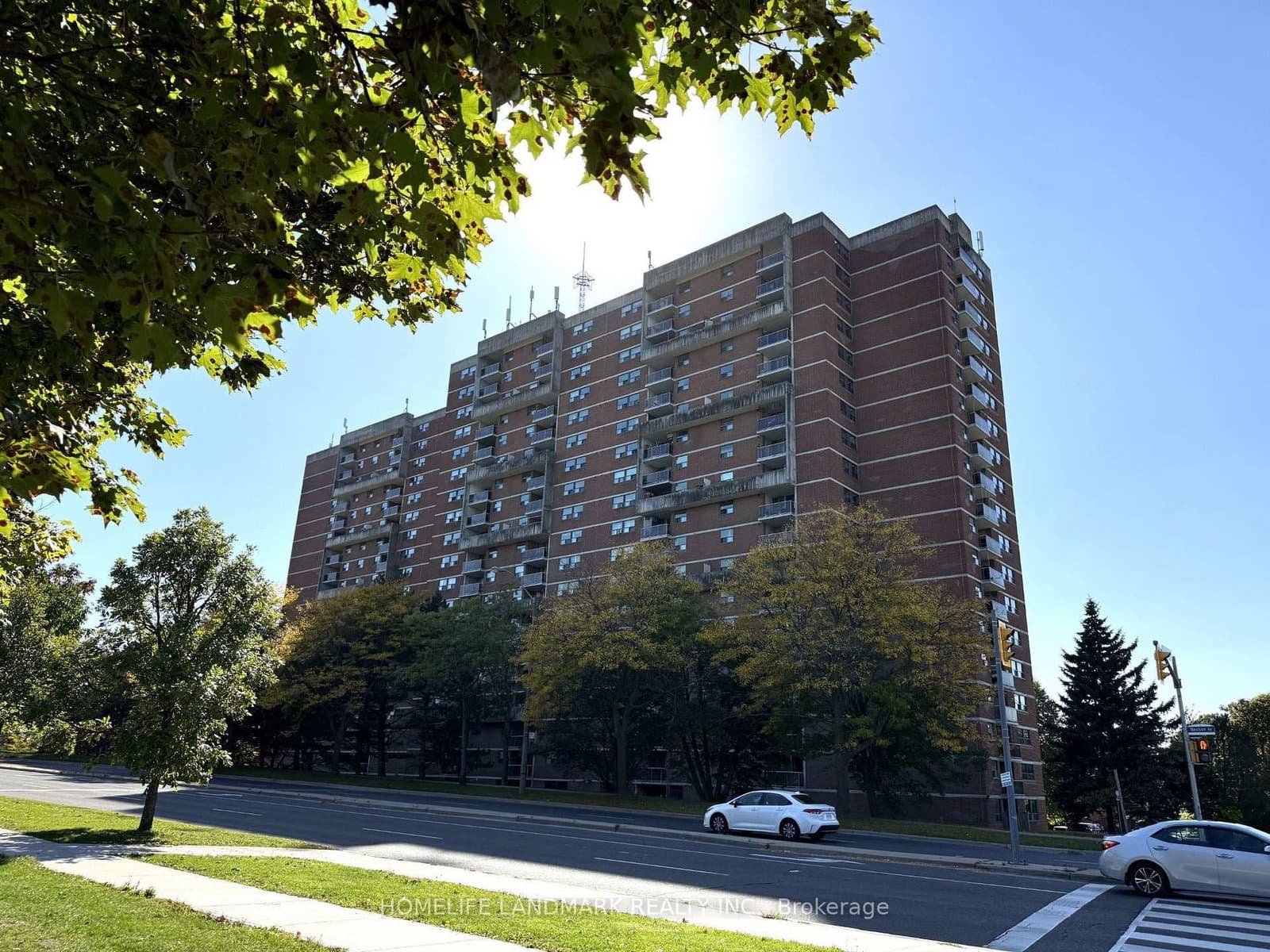 1701 - 100 Wingarden Court, Toronto, ON — photo 2