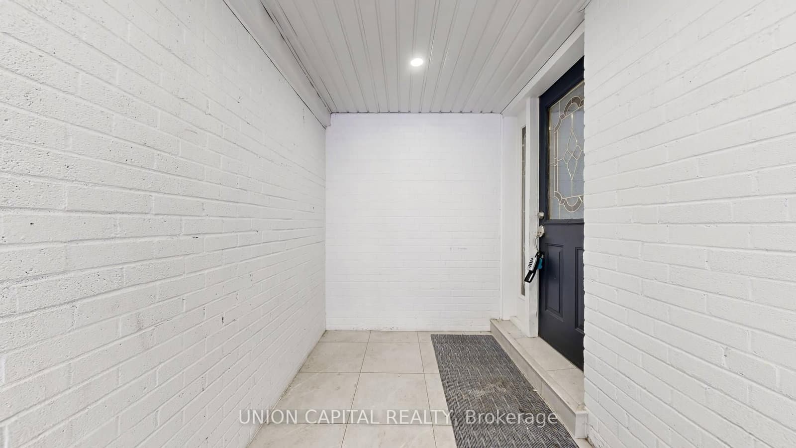 3 Valia Road, Toronto, ON — photo 2