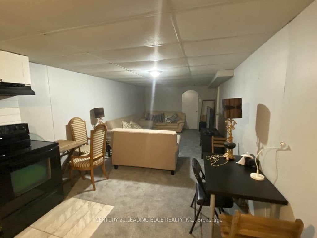 Bsmt - 4 Randane Drive, Toronto, ON — photo 3