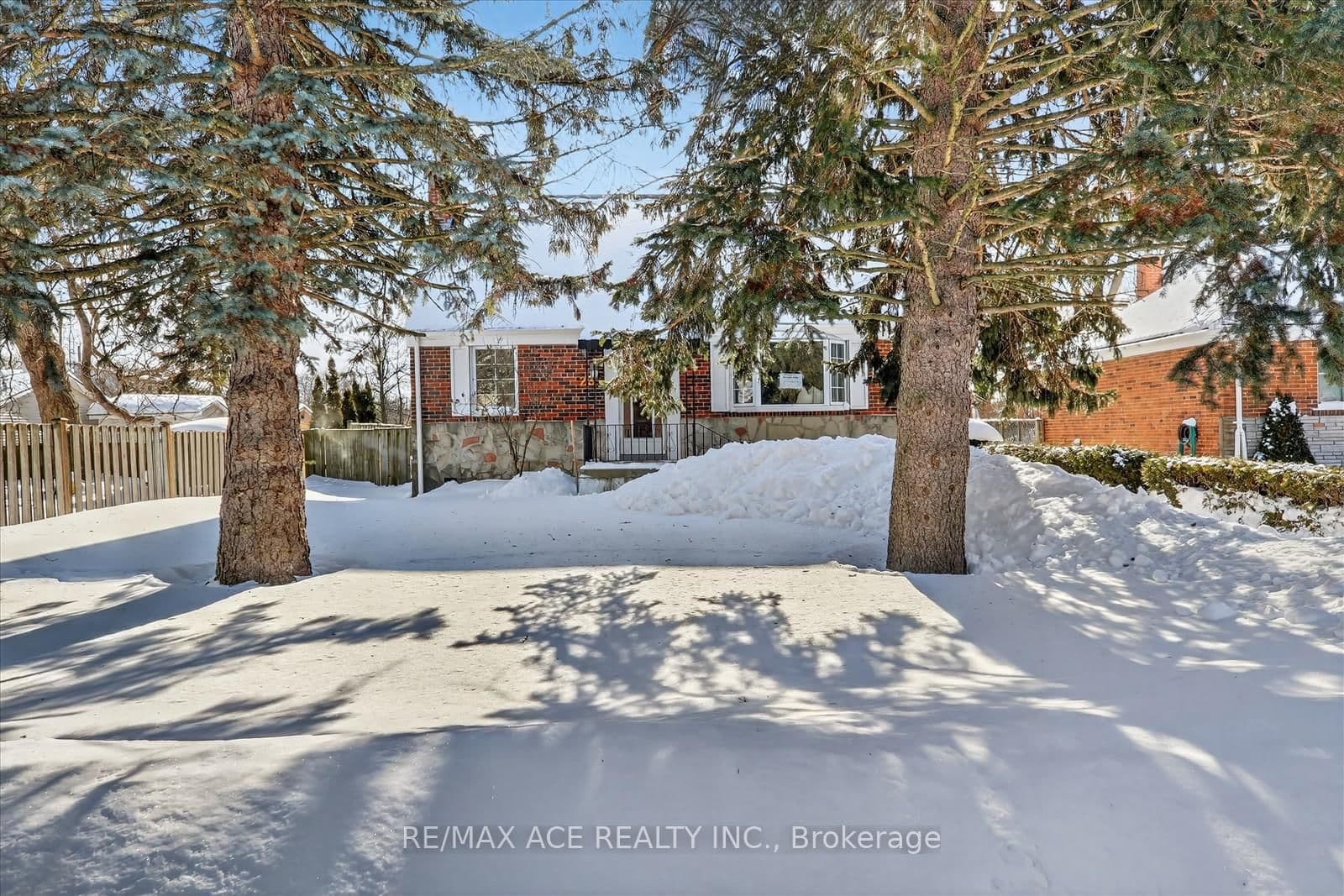 233 Oakridge Drive, Toronto, ON — photo 3