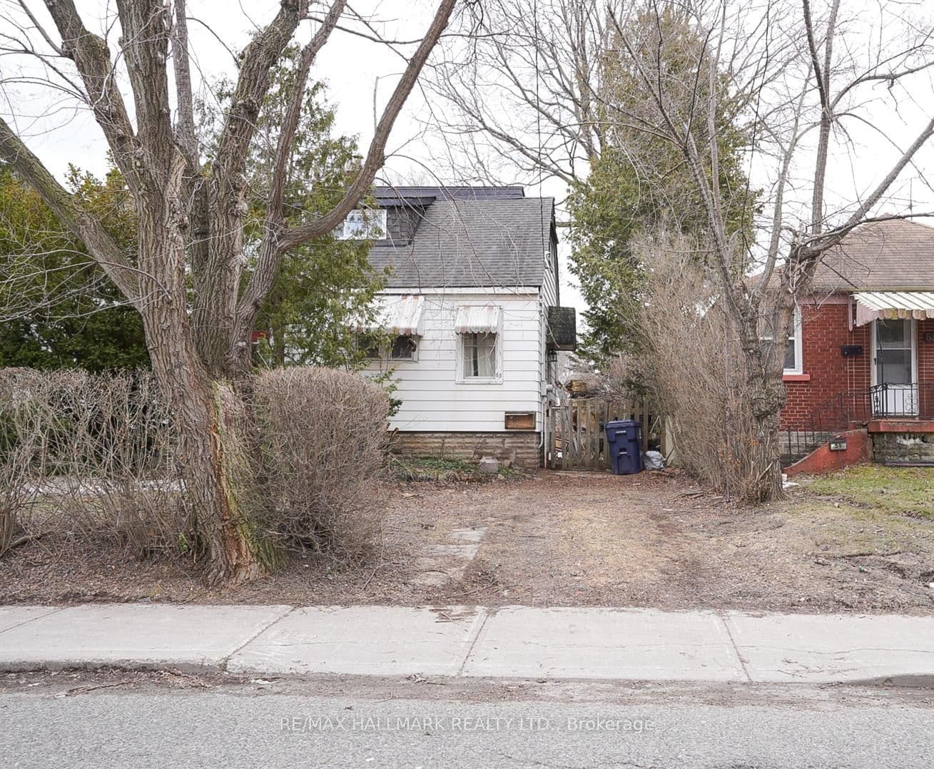 63 Highview Avenue, Toronto, ON