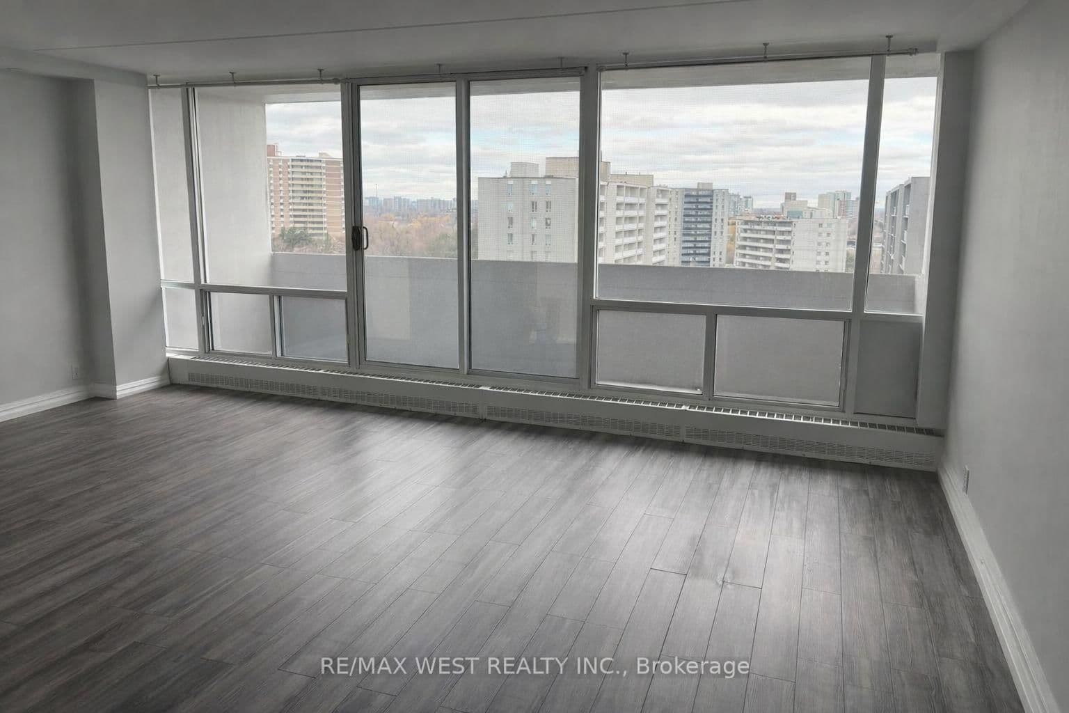1112 - 2 Glamorgan Avenue, Toronto, ON — photo 2