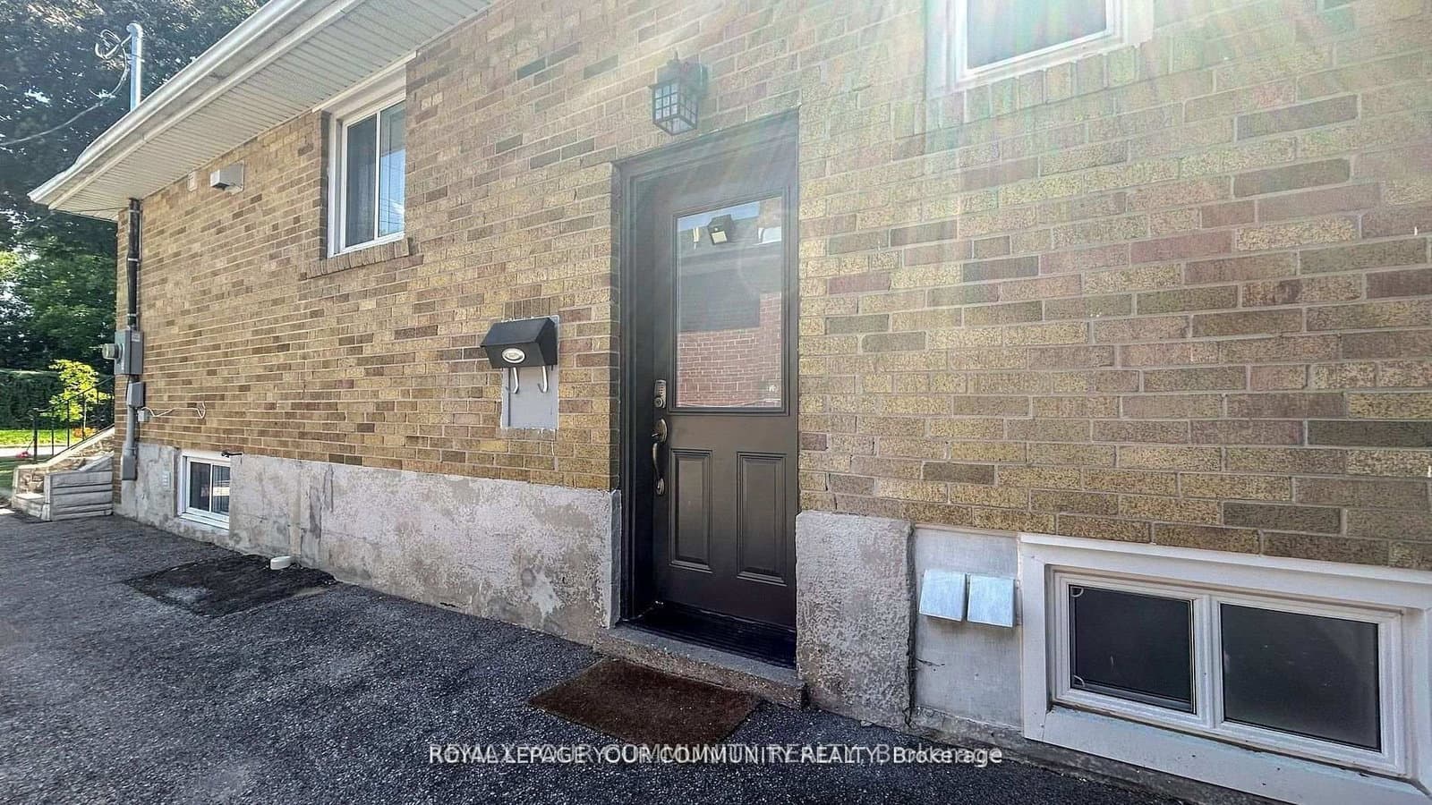 Bsmt - 41 Shropshire Drive, Toronto, ON — photo 3