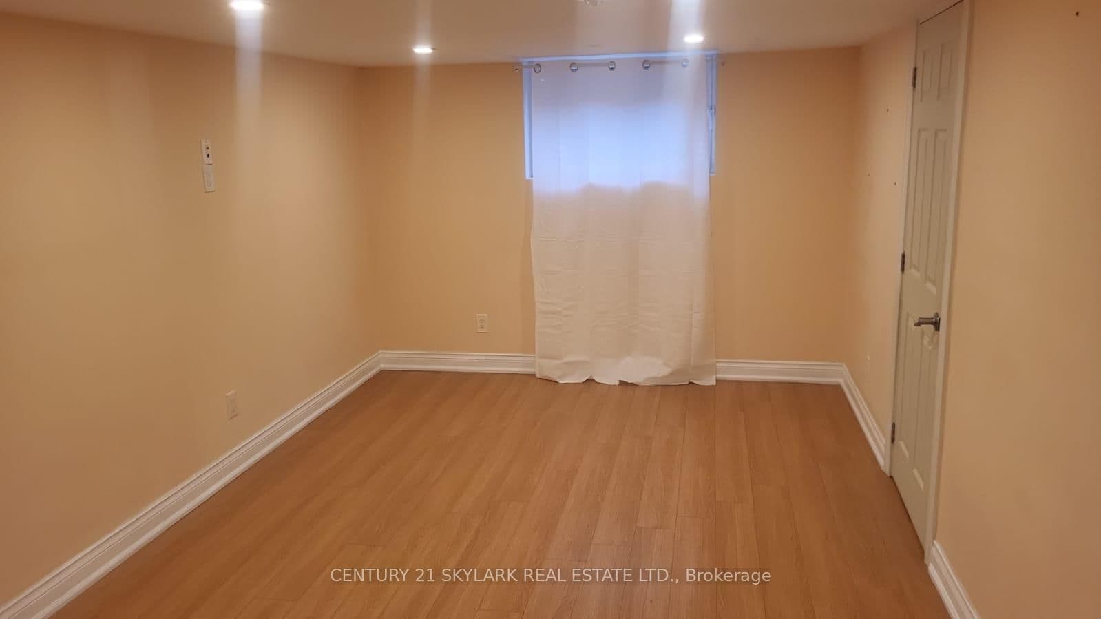 Basement - 44 Holswade Road, Toronto, ON — photo 3