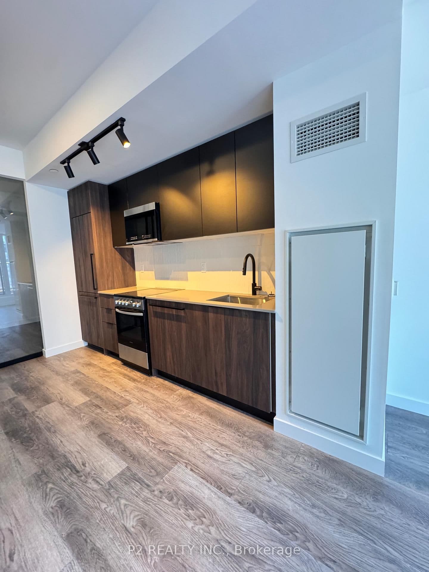 505 - 1635 MILITARY Trail, Toronto, ON