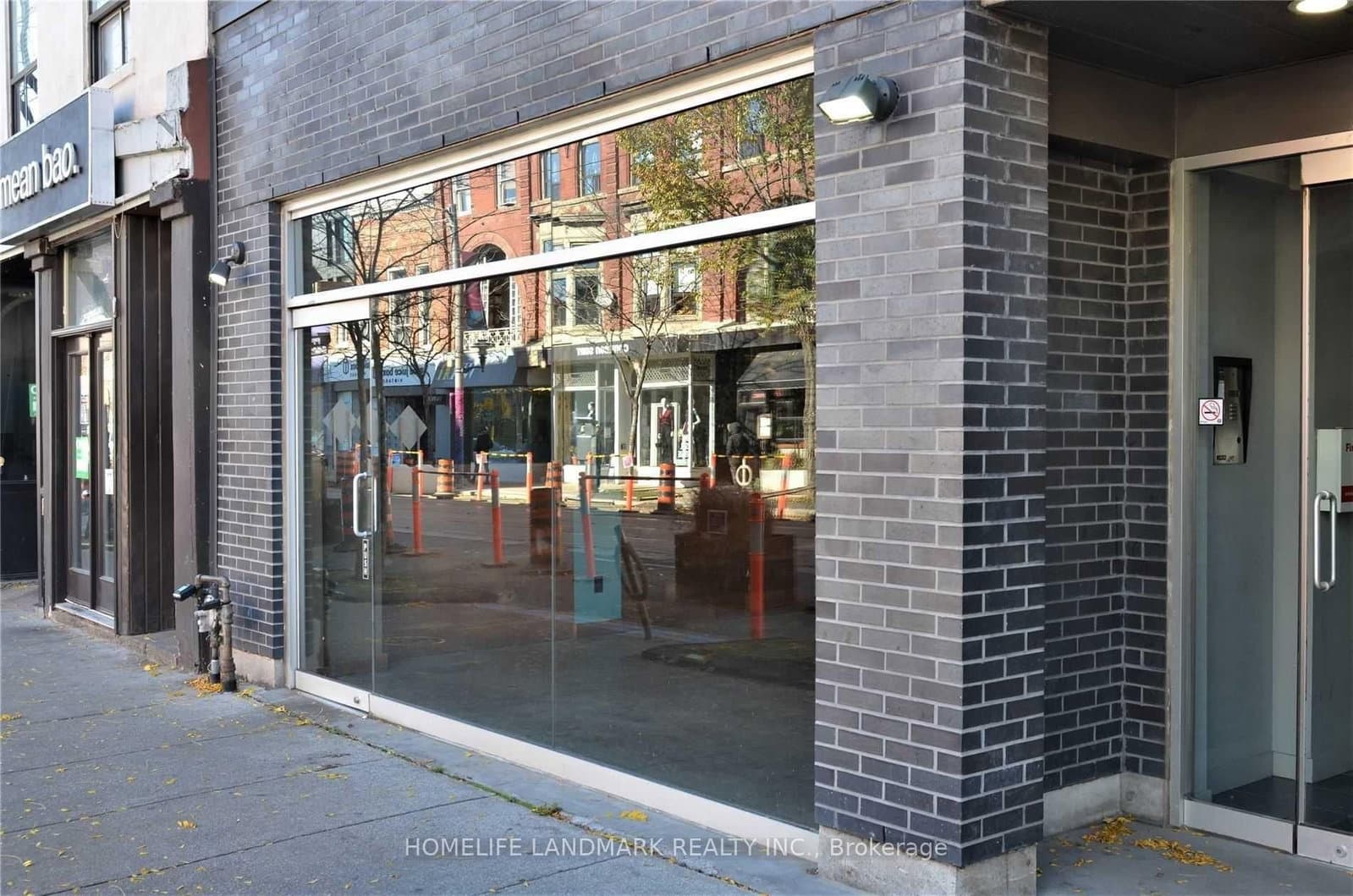 101 - 747 Queen Street, Toronto, ON — photo 3