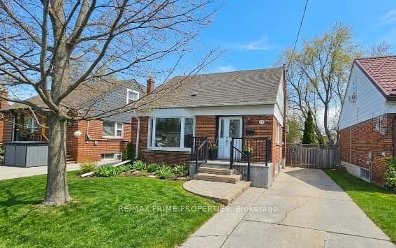 17 Tardree Place, Toronto, ON — photo 2