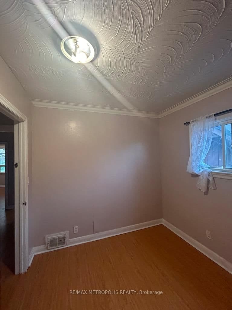 Main - 1837 Victoria Park Avenue, Toronto, ON — photo 2