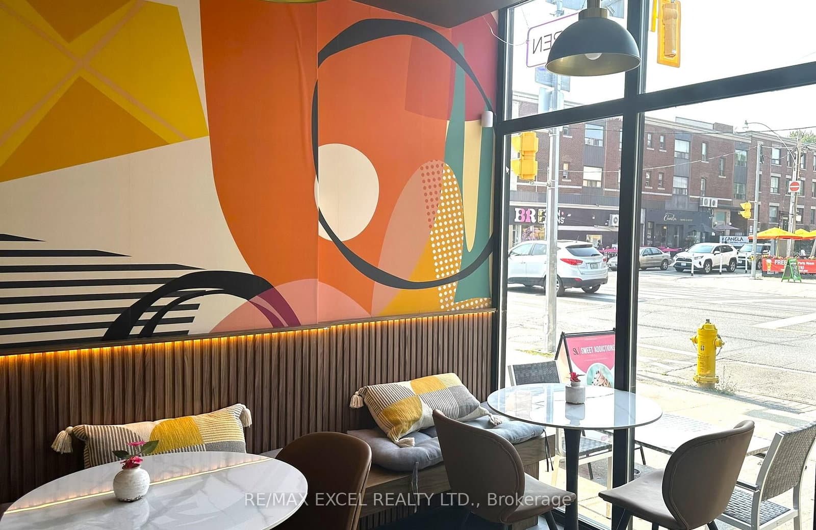 563 Danforth Avenue, Toronto, ON — photo 3