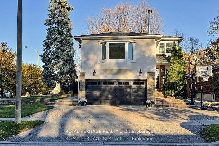47 Cherryhill Avenue, Toronto, ON — photo 3