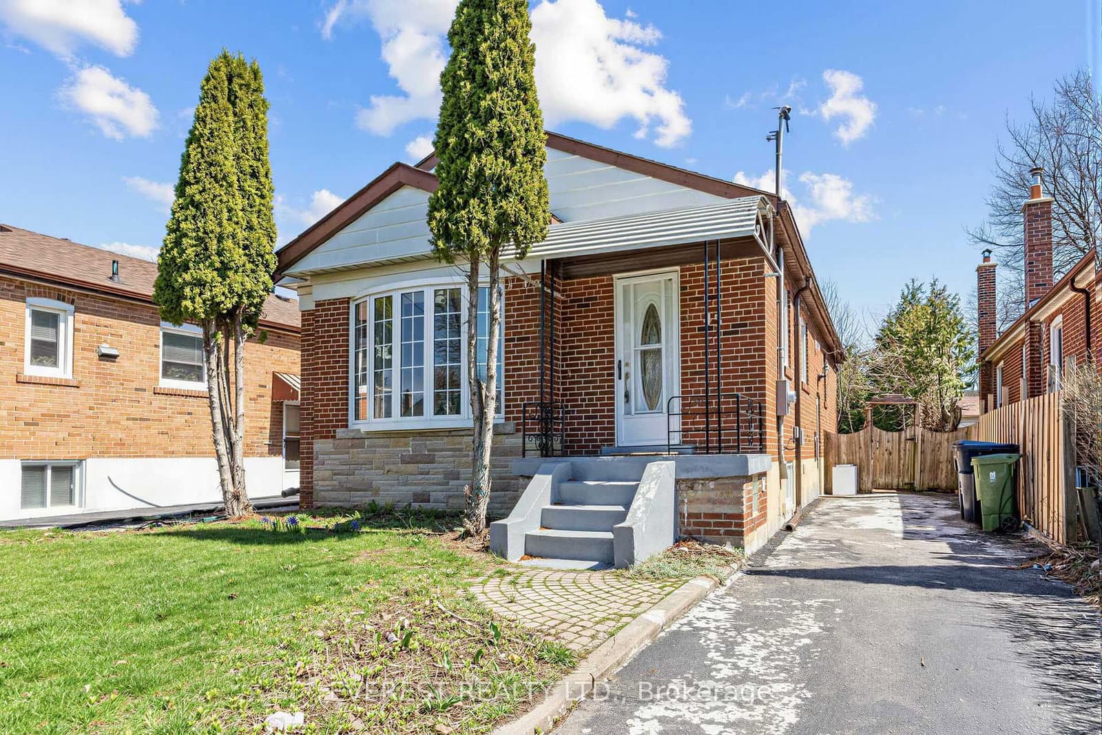 45 Kilgreggan Crescent, Toronto, ON — photo 3