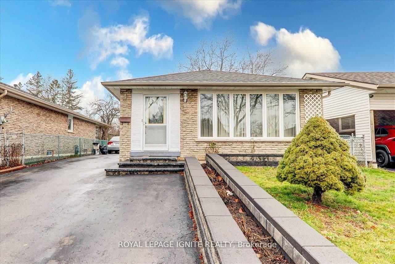 Bsmt - 38 Loradeen Crescent, Toronto, ON