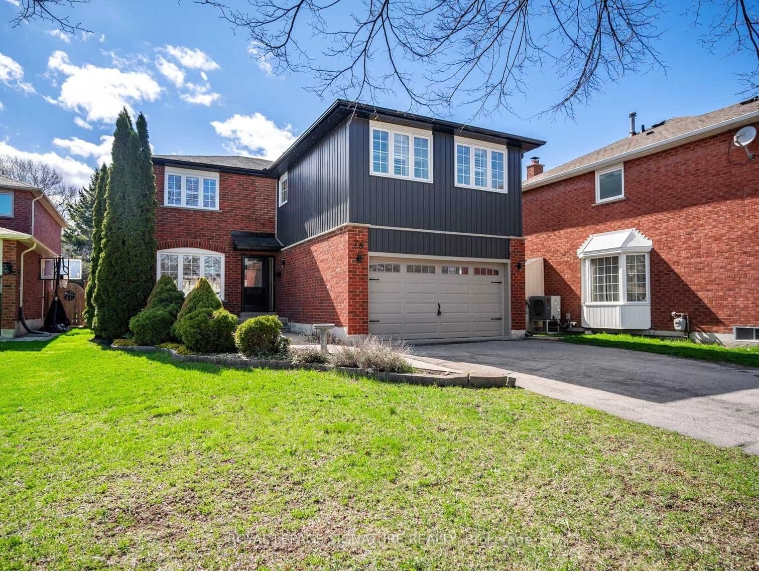 28 Bowes Garden Court, Toronto, ON — photo 2