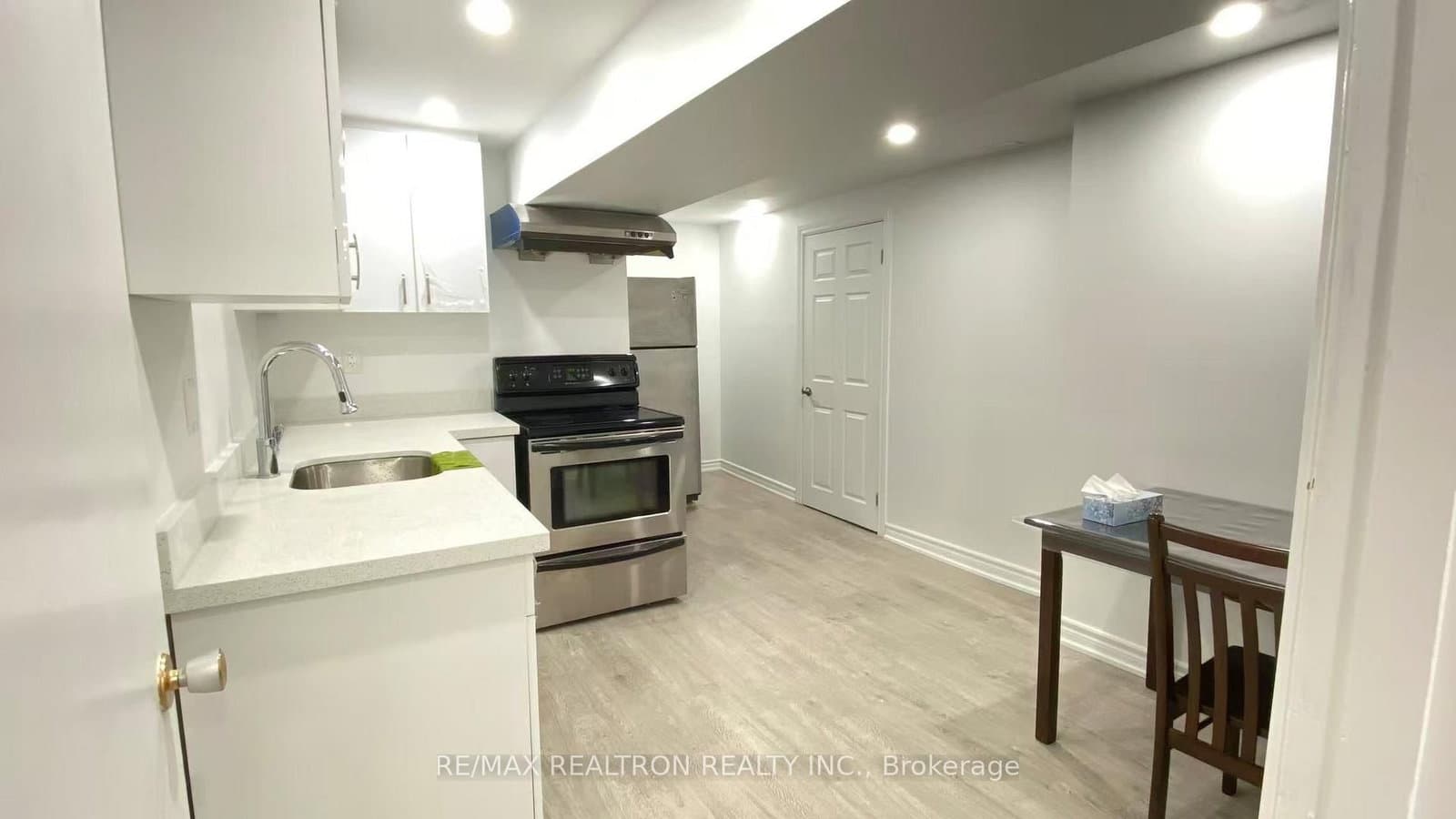 BSMT - 6 Cudham Drive, Toronto, ON