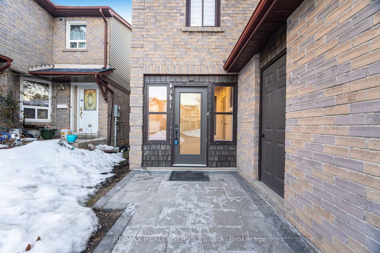 42 Frontier Pt Way, Toronto, ON — photo 3