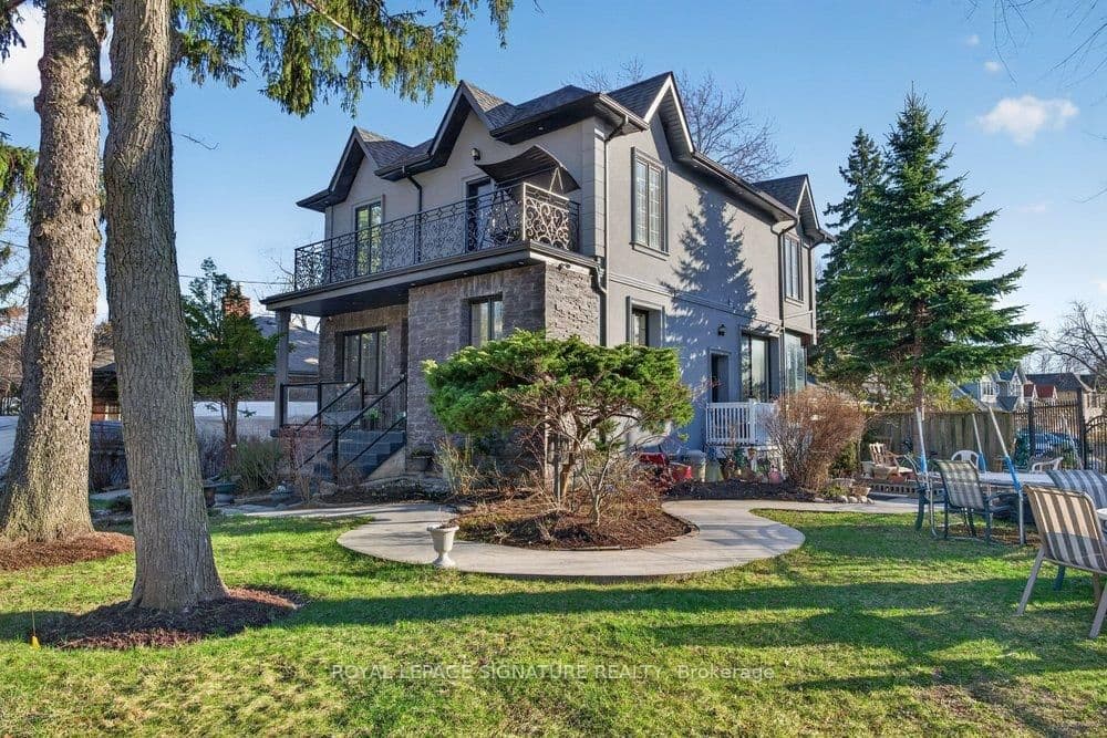 32 Cliffcrest Drive, Toronto, ON — photo 3