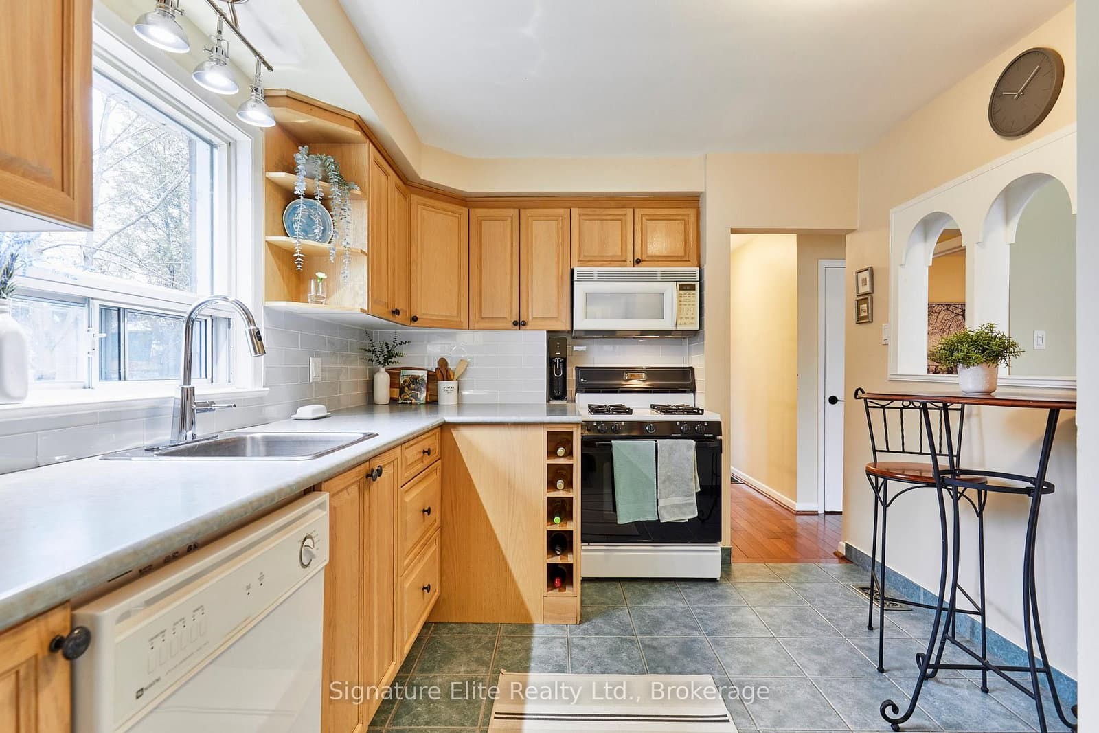 135 Toynbee Trail, Toronto, ON — photo 3