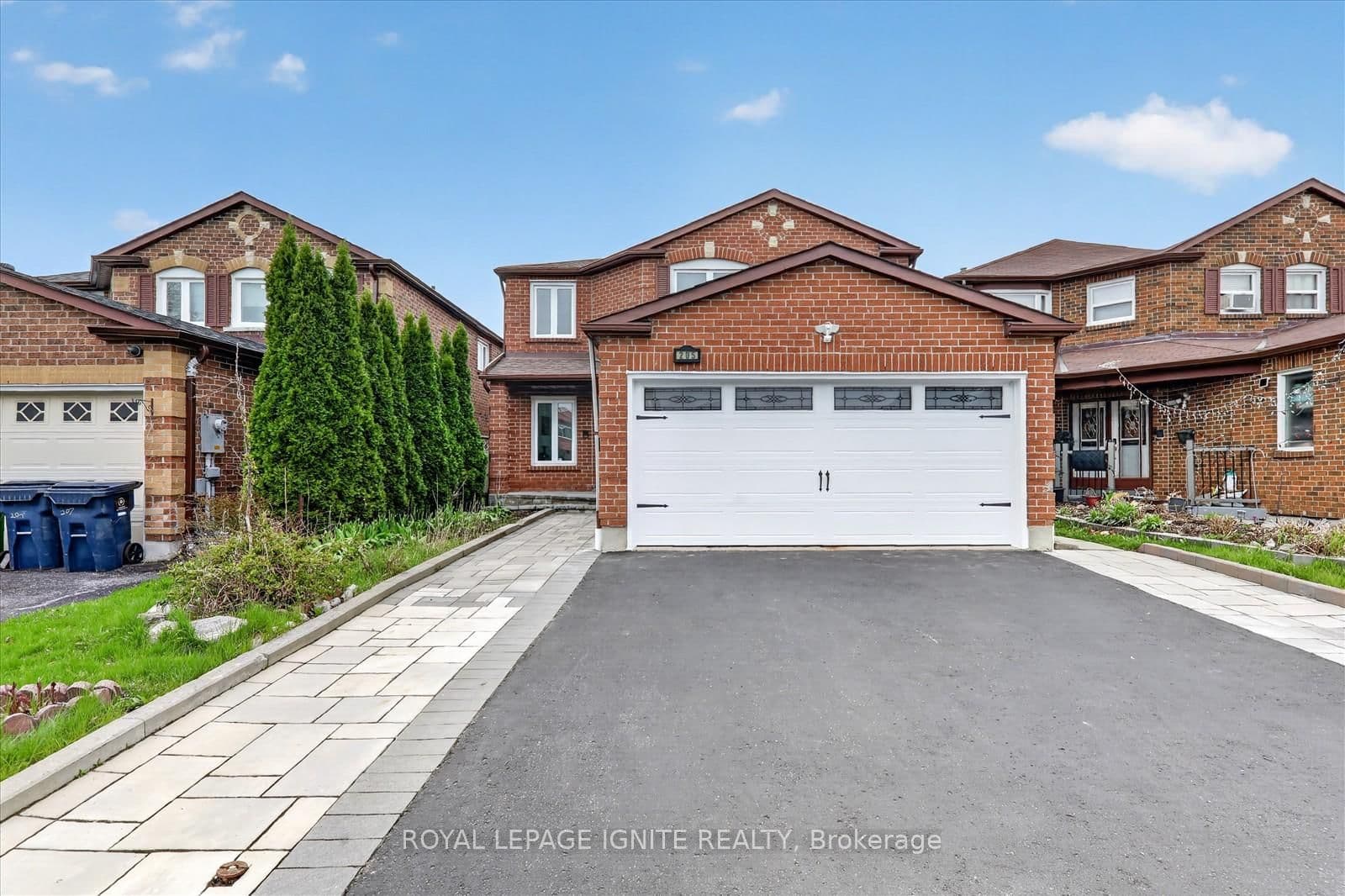 205 Hupfield Trail, Toronto, ON — photo 2