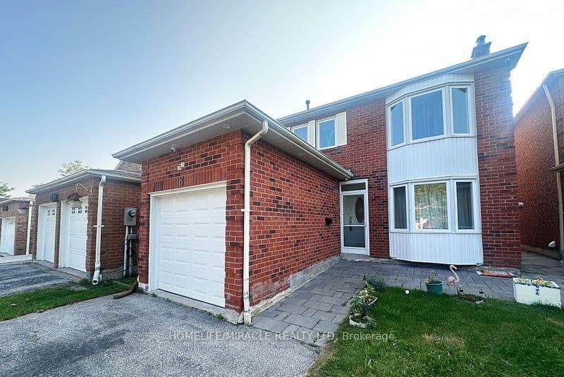 8 Lansbury Drive, Toronto, ON