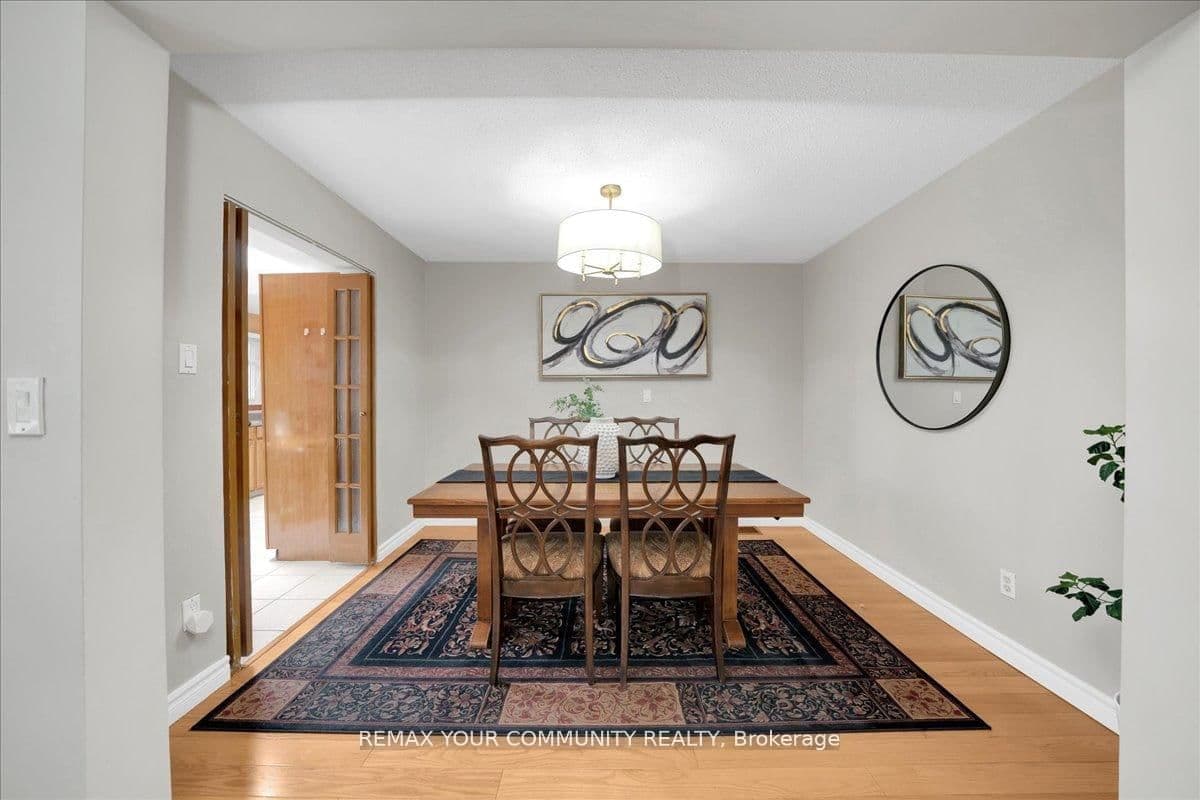 38 Goodless Court, Toronto, ON — photo 3